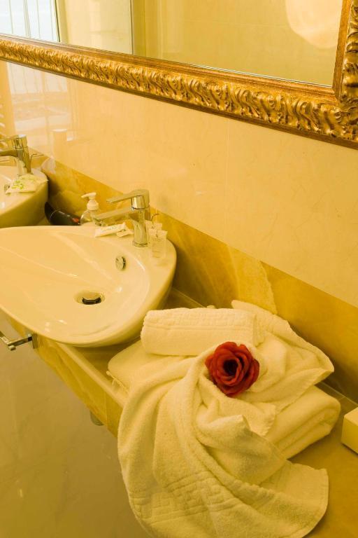 Hotel Nord Est Gabicce Mare Szoba fotó