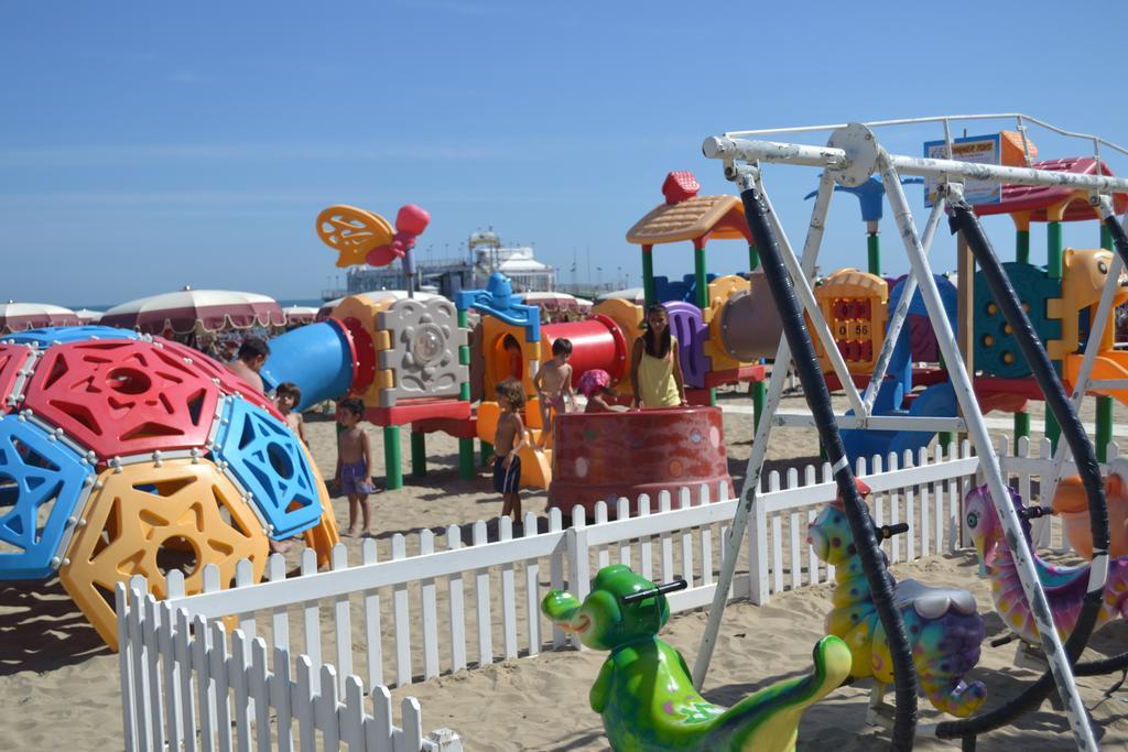 Hotel Nord Est Gabicce Mare Kültér fotó