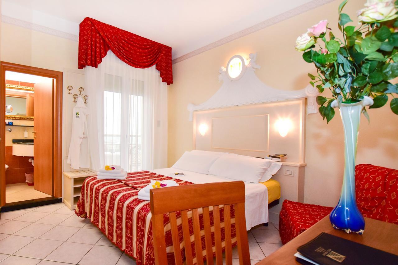 Hotel Nord Est Gabicce Mare Kültér fotó