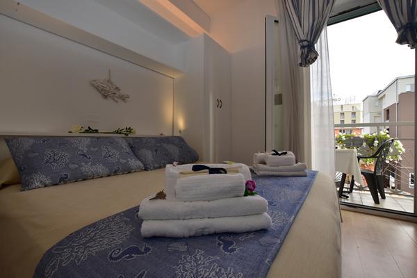 Hotel Nord Est Gabicce Mare Kültér fotó